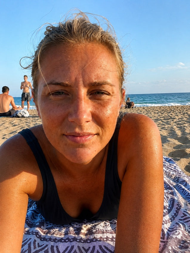 Tanluxe customer with a golden tan